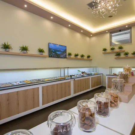 Hotel Isida Agia Marina