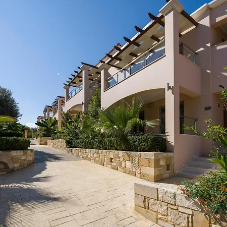 Isida 3* Agia Marina