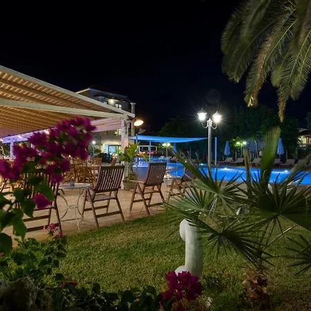 Isida Hotel 3*