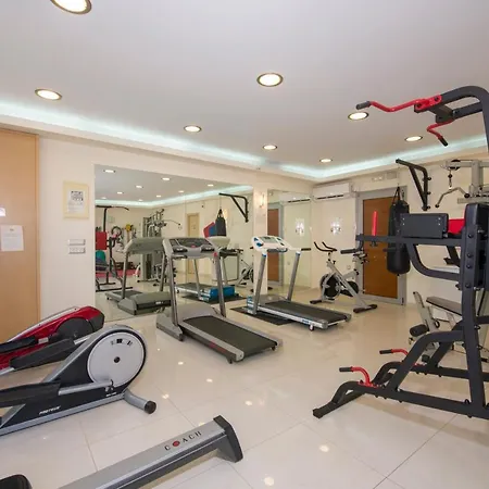 Hotel Isida 3*