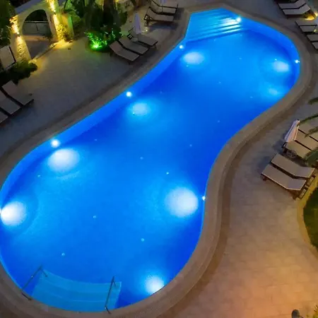 Otel Isida 3*